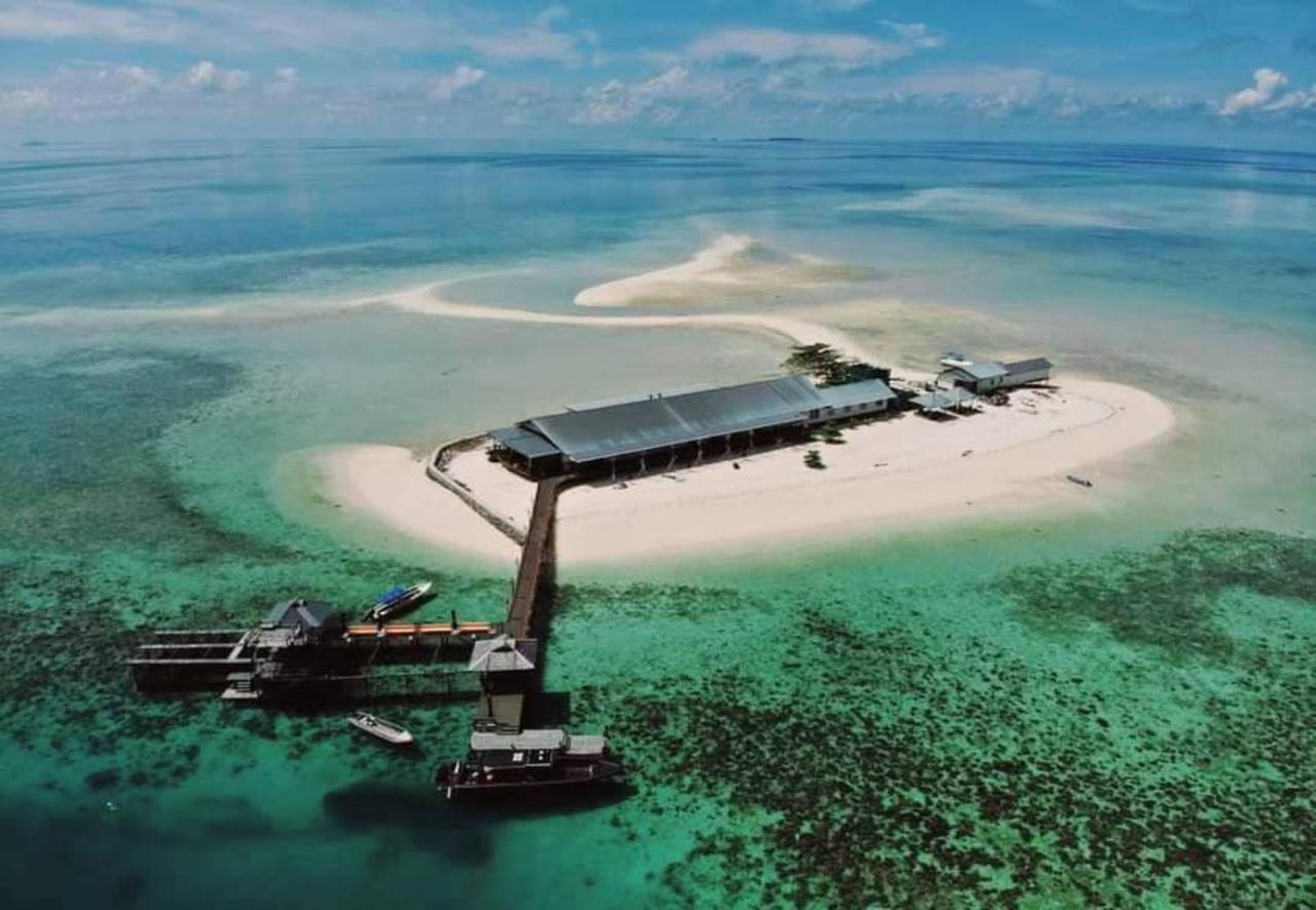 Santiri Island Resort Semporna Exterior foto